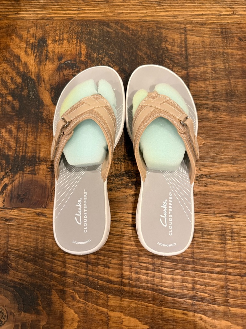 Clarks Women's Tan Cloudsteppers Slide Sandals